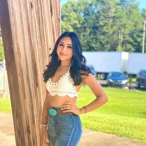 Meet your Posher, Gemma